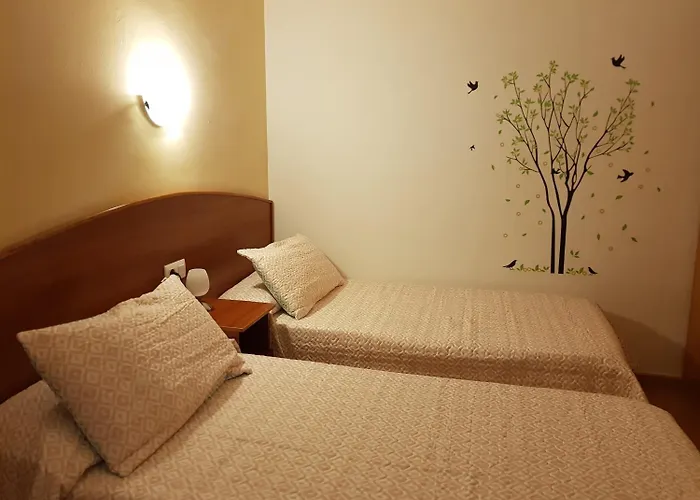 Mary - Adults Only 18 And Up * リョレート・デ・マル