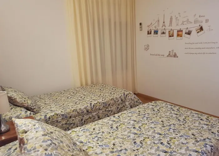 Mary - Adults Only 18 And Up Pensionat Lloret de Mar