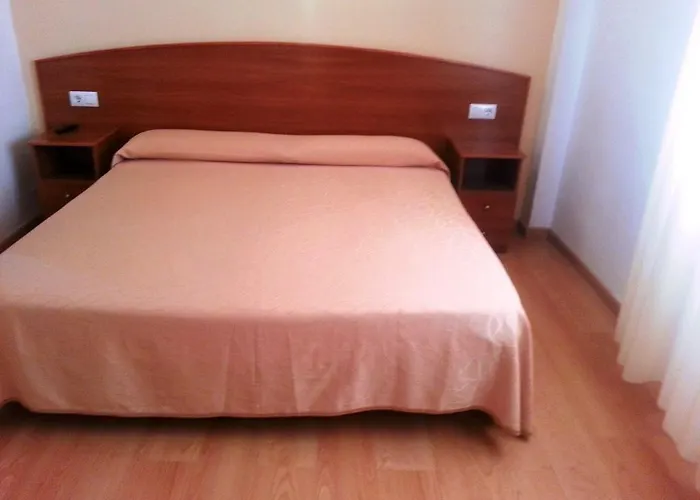 Mary - Adults Only 18 And Up Guest house *