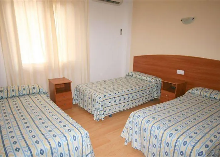 Mary - Adults Only 18 And Up Guest house *