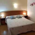 Mary - Adults Only 18 And Up Гостьовий будинок *