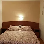 Mary - Adults Only 18 And Up Гостьовий будинок